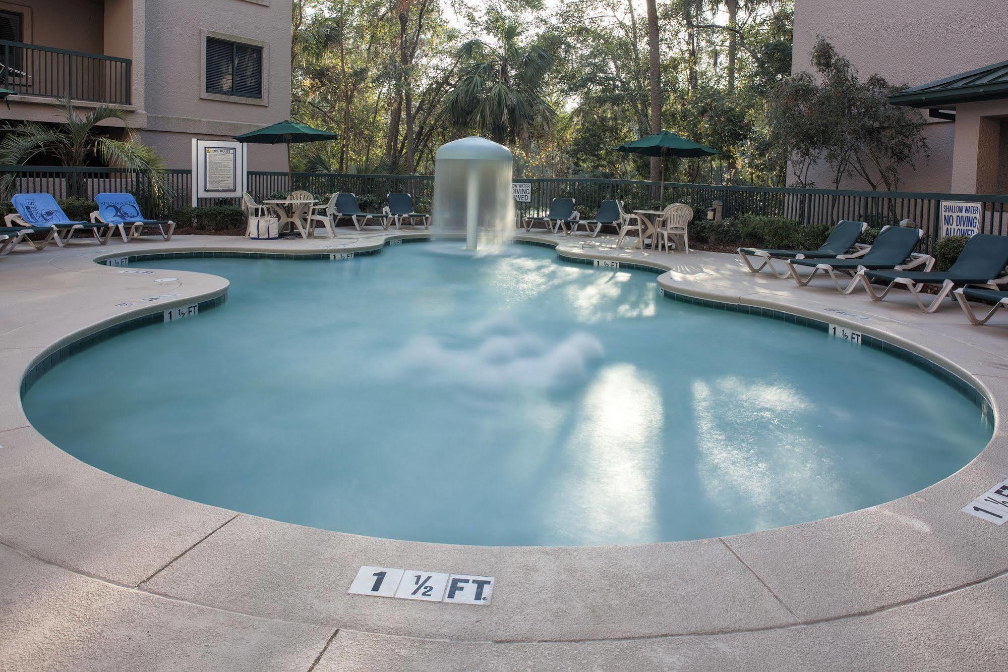 הילטון הד איילנד Waterside By Spinnaker Resorts מראה חיצוני תמונה